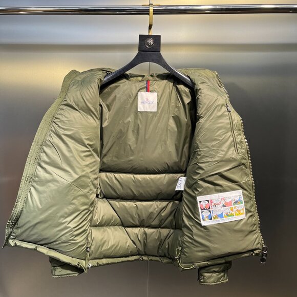Moncler Olive Green Down Jacket – Authentic, Great Condition - Picture 7 of 11